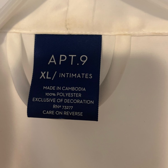 Bride Robe - Picture 3 of 4